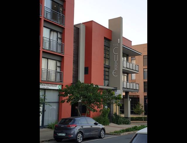 1 BEDROOM APARTMENT FOR SALE IN UMHLANGA RIDGE